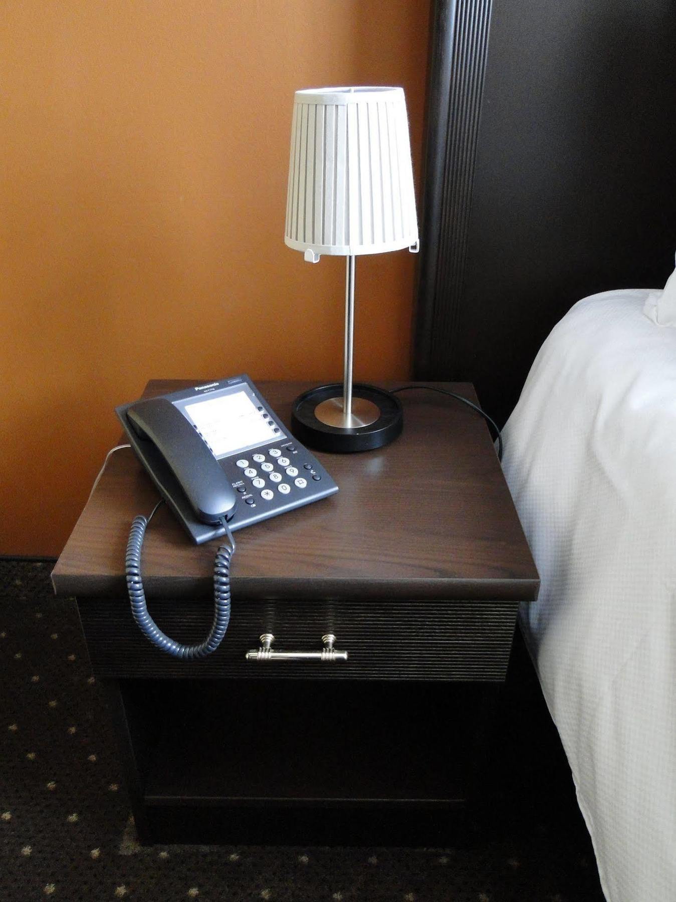 Hotel Malon Льовен Екстериор снимка